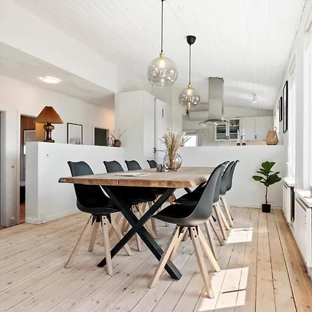3 Bedroom Stunning In *