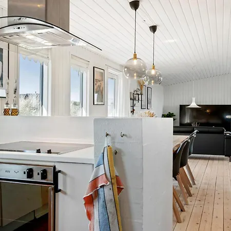 Holiday home 3 Bedroom Stunning In