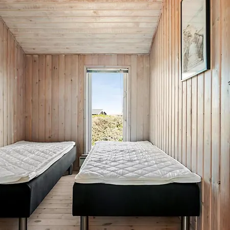 Holiday home Gorgeous In With Sauna